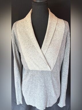 Banana Republic Luxury Cashmere Blend Gray Shawl Collar Sweater Small